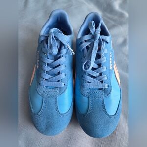 Reebok Blue and Pink Women's Sneakers